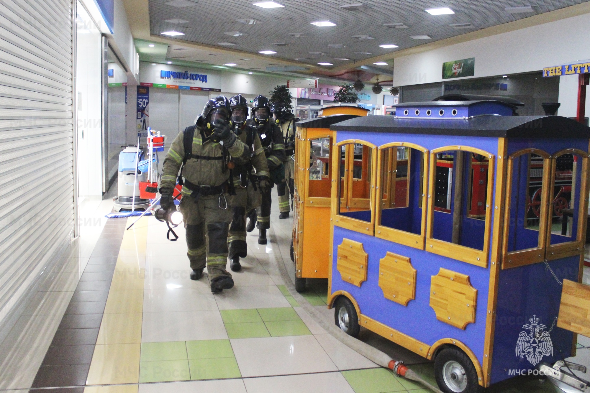 В ТРК «Коллаж» проведено пожарно-тактическое занятие | 25.08.2023 | Пенза -  БезФормата